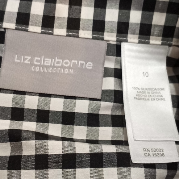 Liz Claiborne Button up Blouse - Picture 4 of 8